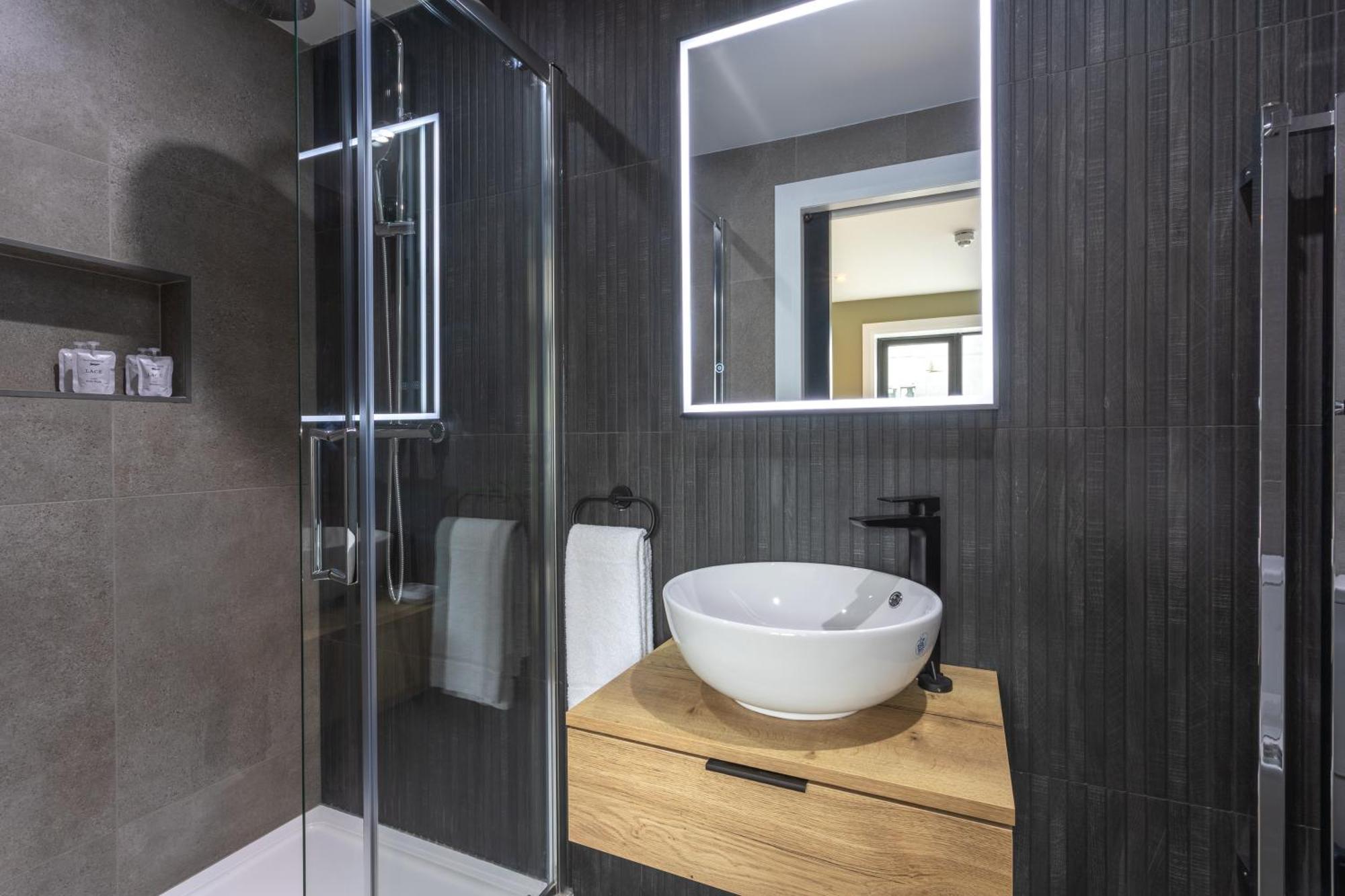 34 On The Hill - Boutique Townhouse Hotel Galway Kültér fotó